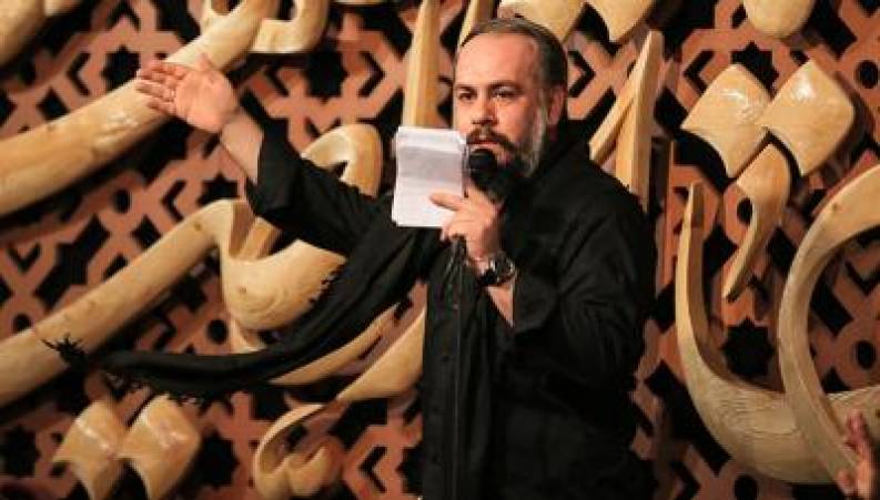 حاج محمد کمیل : قبله ی ما علی و قبله نما نیز علی است