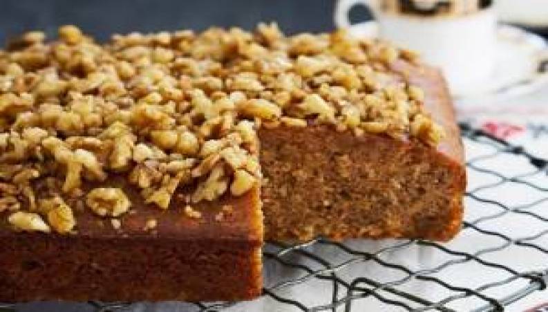 طرز تهیه ی کیک گردویی چند لایه