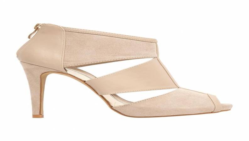 آخر عاقبت خودنمایی با کفش پاشنه بلند