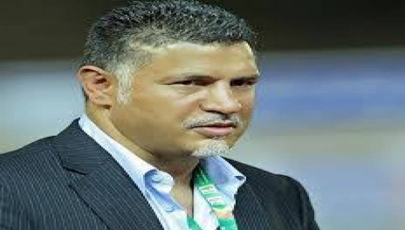 علی دایی : کسی که از این دستم چًک بخورد سه روز می خوابد