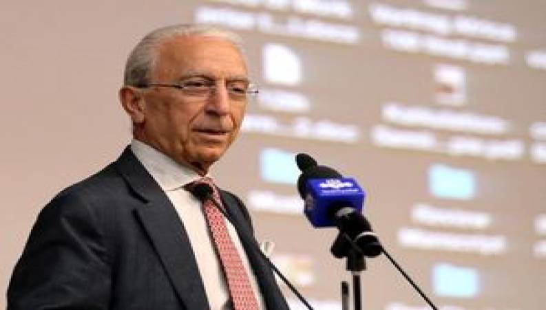 گذری بر زندگی نامه ی پرفسور سمیعی