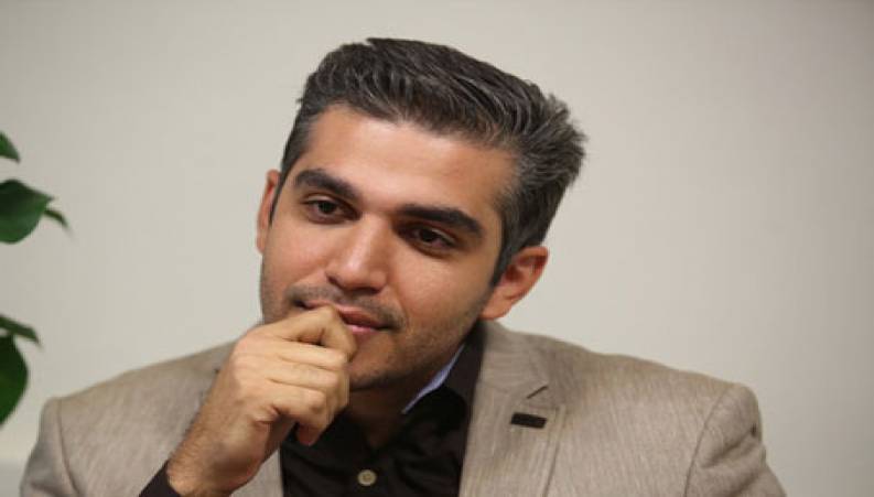 خارج از گود 12 آبان