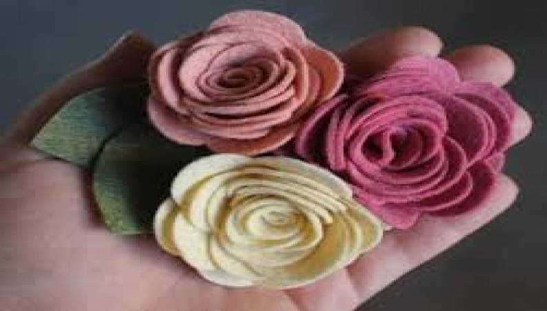 آموزش درست کردن گل رزهای فومی