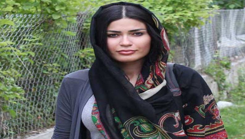 غواص شدن خانم بازیگر