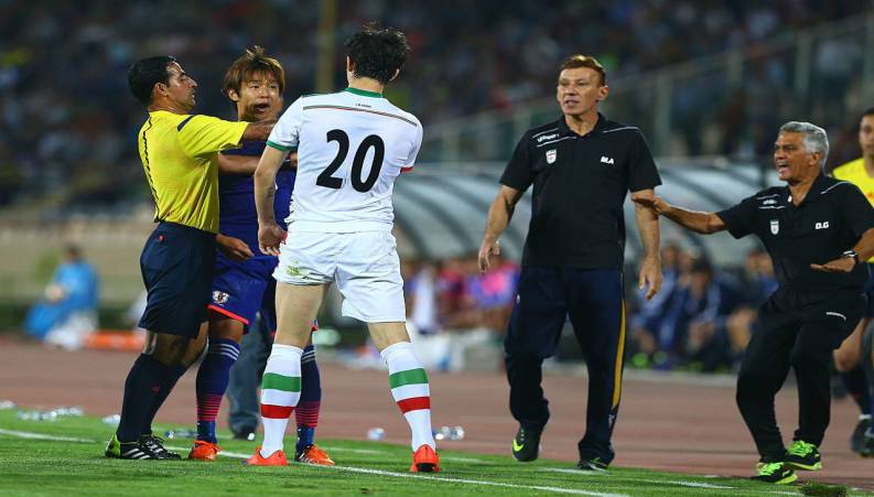 دلیل لج کردن داور در بازی ایران با ژاپن