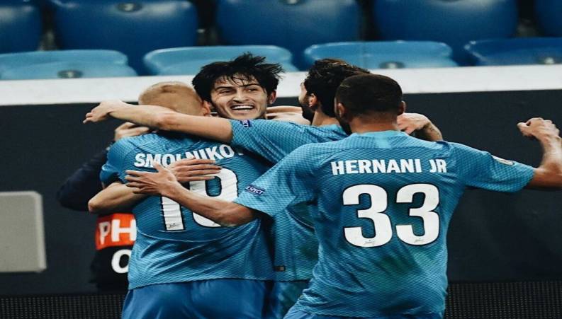 سردار آزمون بهترین بازیکن اروپا شد