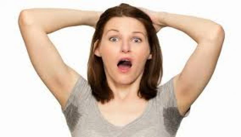 چگونه از بوی عرق رهایی یابیم؟