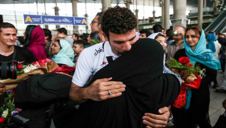 مراسم استقبالی جالب برای والیبالیستان در ارومیه