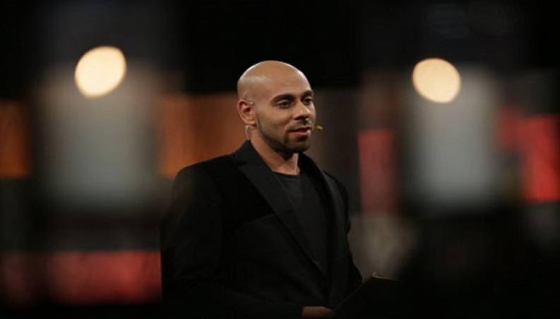 آتش زدن سر ارشا اقدسی بدلکار معروف ایرانی