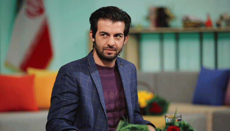 رفتار عجیب مجری با مهمان برنامه در پخش زنده تلویزیون!