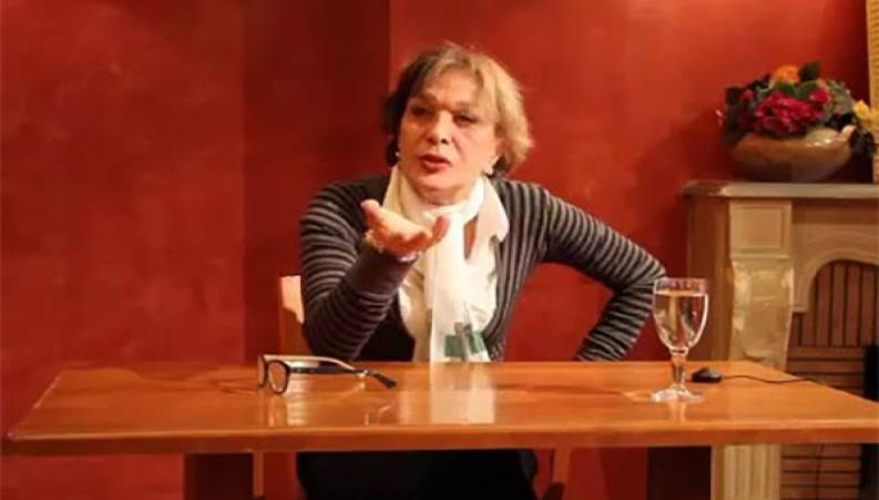  محبوبه بیات نسبت به دزدی مسیح علینژاد از مردم ایران واکنش نشان داد