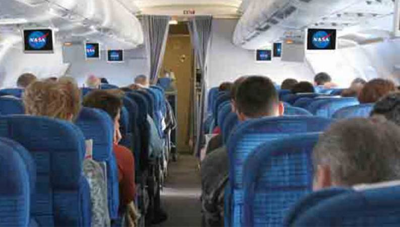 اقدام عجیب مسافر مست در داخل هواپیما 