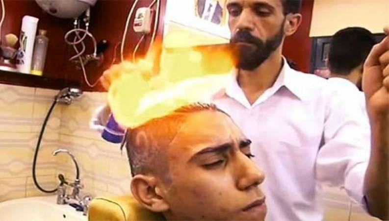 مهارت خیرکننده آرایشگر در آرایش مو با آتش! 