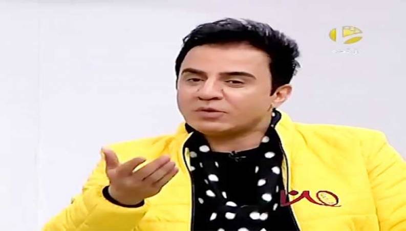 خوانندگی احساسی «عمو پورنگ» در منزلش