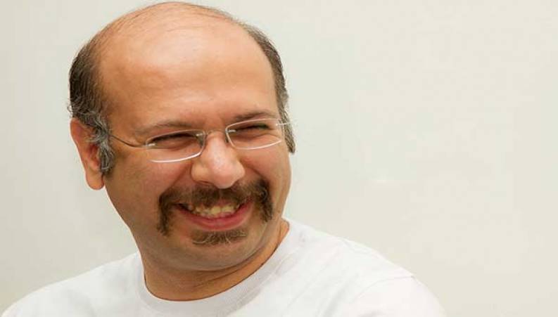 رقص جالب محمدبحرانی در سریال «دراکولا»