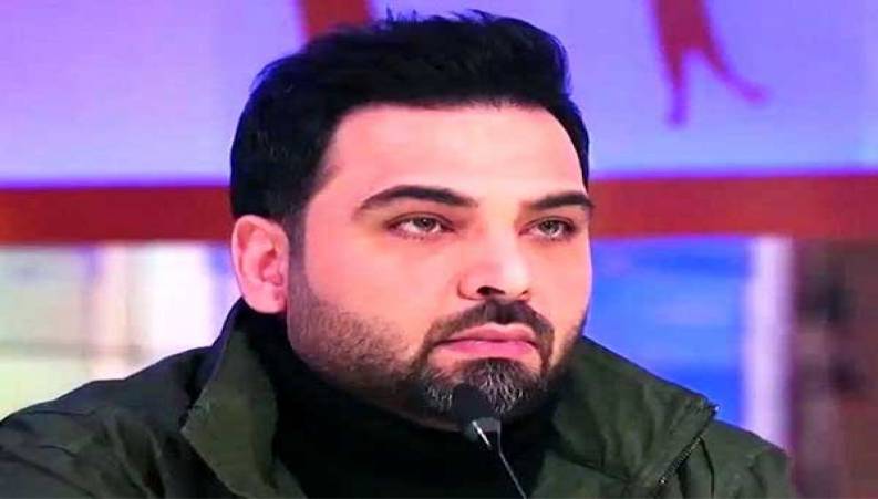 روایت علیخانی ازافتادن انصاریان به پای یک پدر برای نجات اعدامی 