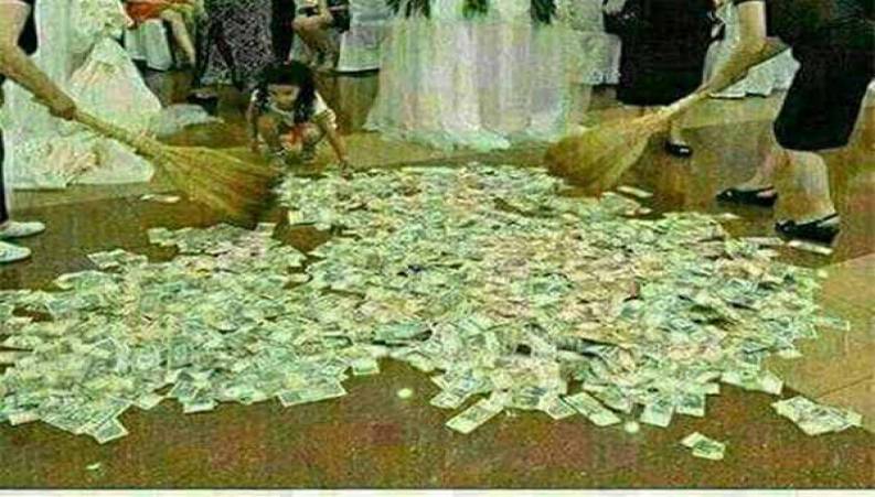 جمع کردن شاباش با تور ماهیگیری در عروسی