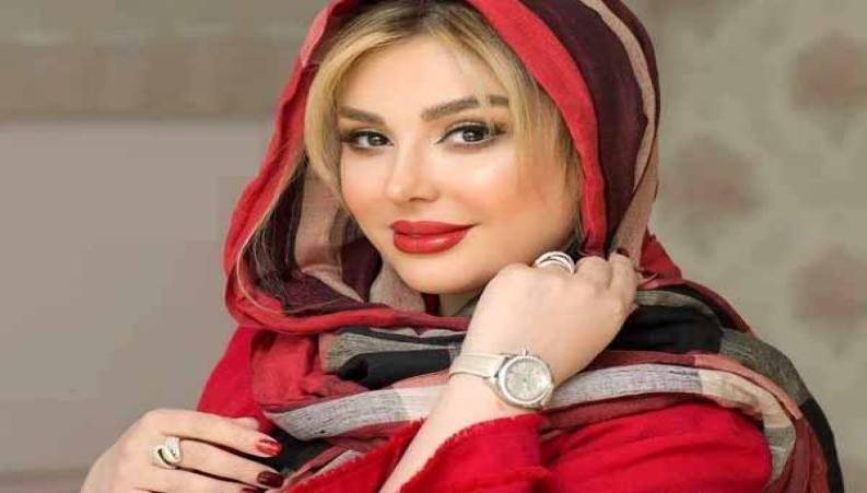 نیوشا ضیغمی بازیگر سینما در بزرگترین مزون تهران