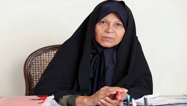 حمایت سریع فائزه هاشمی از کاندیداتوری لاریجانی و اصول‌گرایان