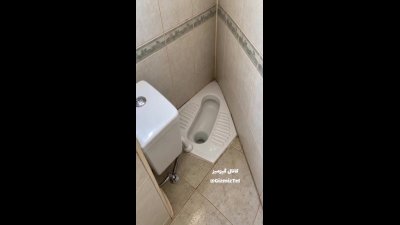 توالت گوشه گیر ! شاهکار معماری یه هم وطن خلاق رو توی این توالت ببینین !