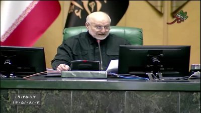 نطق آتشین قالیباف: آمریکا در باتلاق افتاد، ایران تسلیم نمی‌شود