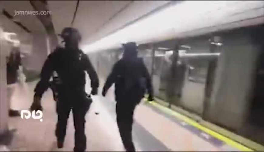 کتک کاری شدید پلیس چین با مسافران رسیده از شهر ووهان که قرنطینه را رعایت نکردند