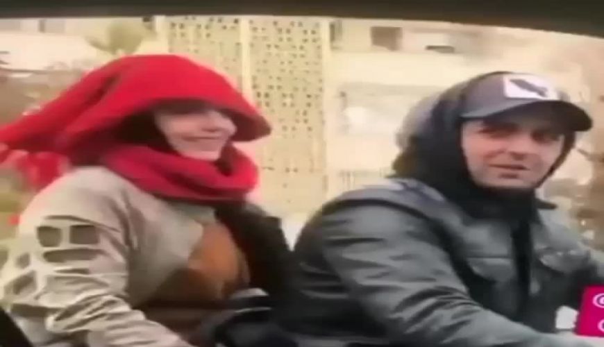  موتور سواری امیرحسین آرمان و نازنین بیاتی پشت صحنه سریال مانکن