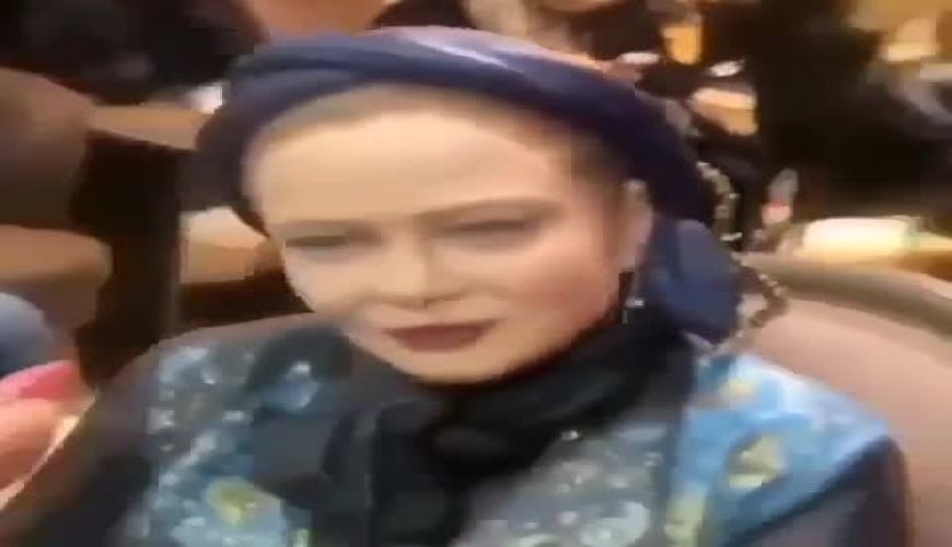 رونمایی بهاره رهنما از تندیس و مجسمه خودش با جزییات 