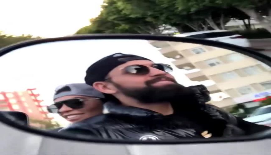 موتور سواری محسن افشانی و همسرش به تقلید از فیلم قدیمی