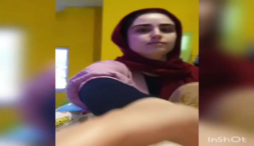 گریم کردن هانیه غلامی در پشت صحنه فیلم بابا سیبیلو