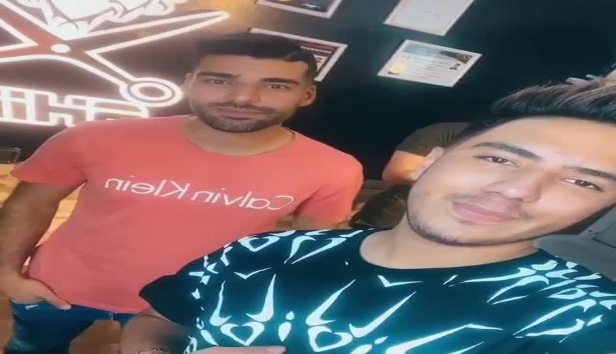 مهدی طارمی بازیکن فوتبال و آرایشگر جوانش