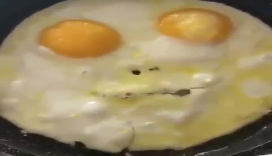 نیمرو درست کردن به سبک علیرضا خمسه  زیبا و شاد