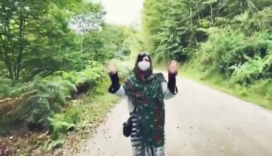 شمال گردی شاد فلور نظری با تیپ دخترونه 