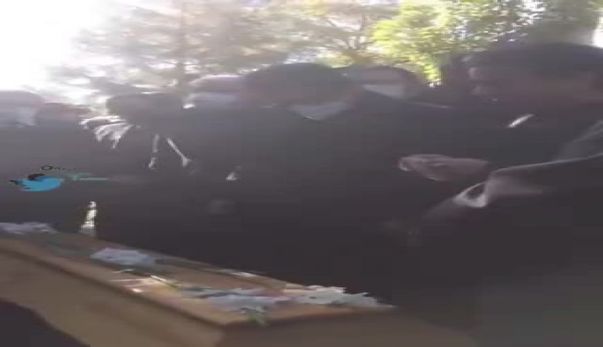 همایون شجریان اشک‌ بارترین مرغ سحر را بر مزار پدر خواند