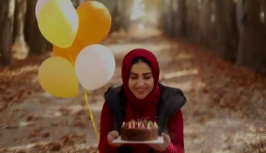 جشن تولد عاشقانه نسیم خشنودی مجری تلویزیون در 26 آبان