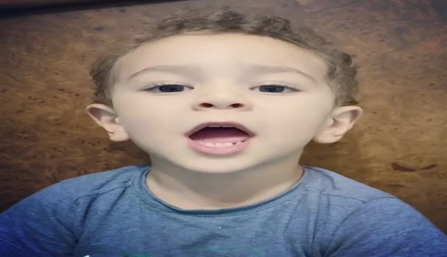 قرآن خواندن محمد پسر 3 ساله آذری جهرمی در روز تولدش