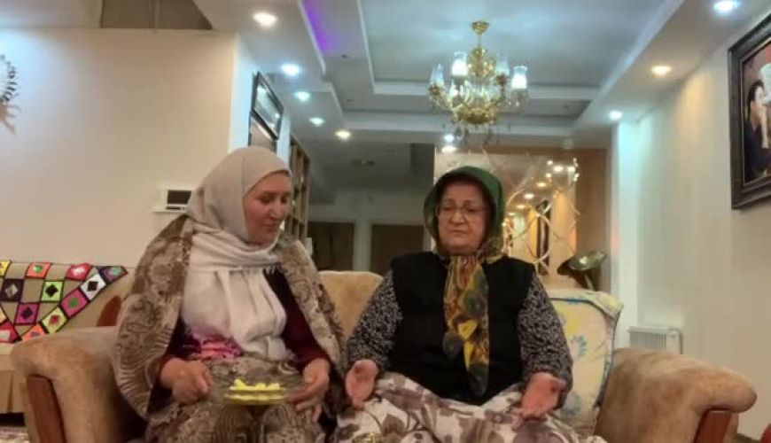 گفتگوی جالب مادر عمو پورنگ و پرستارش لیلا خانم