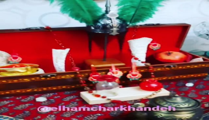 سفره یلدایی و زینبی الهام چرخنده در کربلای معلی