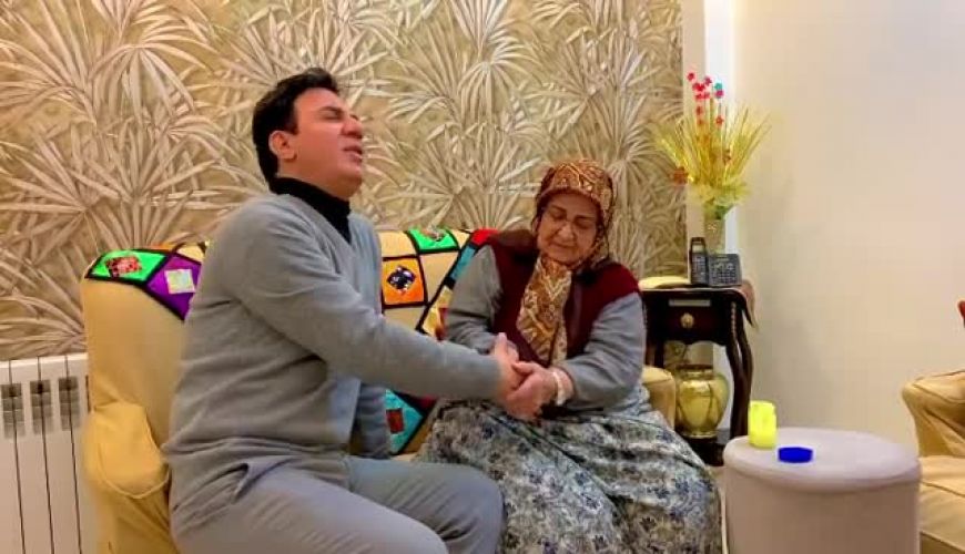 درمان دل درد به روش ناف درمانی مادر عموپورنگ