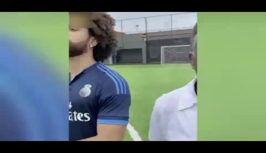 بدل ستاره‌های نامدار فوتبال در یک قاب مقابل دوربین!