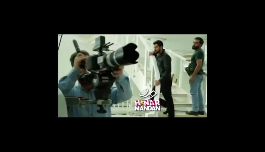 پشت صحنه جنجالی سریال آقازاده و نشان دادن‌ راضیه توسط نیما به حامد!