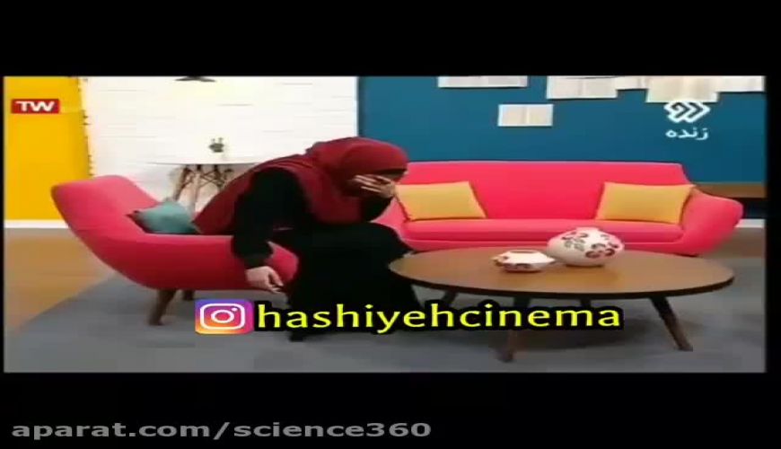 از حال رفتن رزیتا قبادی مجری برنامه عصر خانواده در پخش زنده 