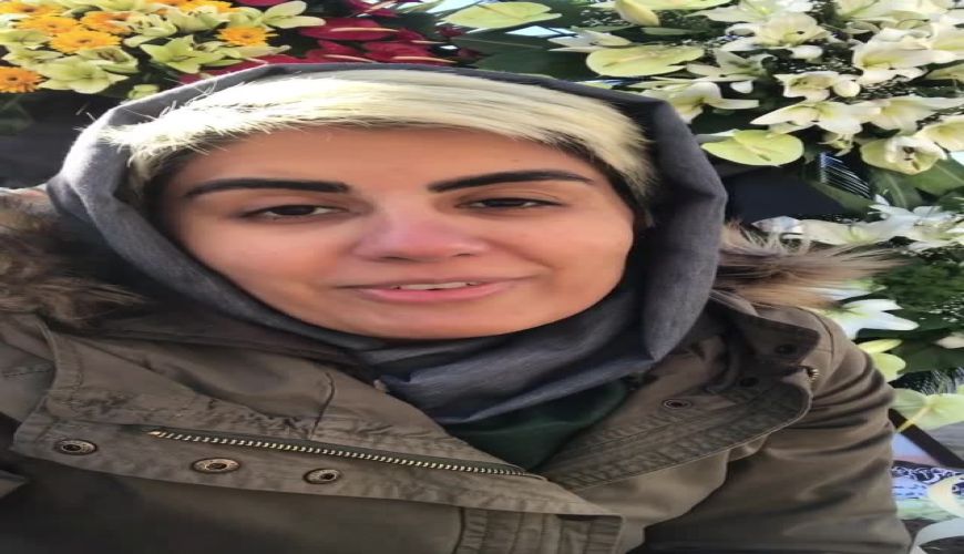 حرف های متفاوت پریسا بختیاری همسر محمد بزرگی در خاکسپاری