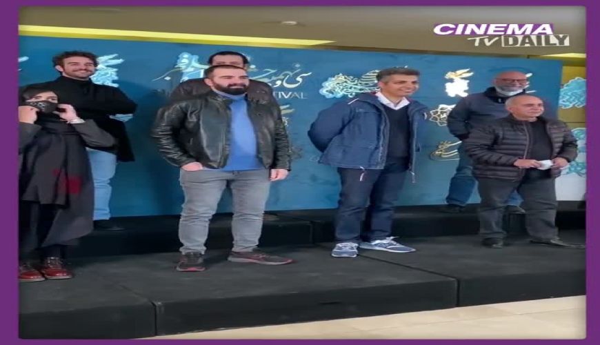 حضور عادل فردوسی‌پور برای تماشای «بی همه چیز»