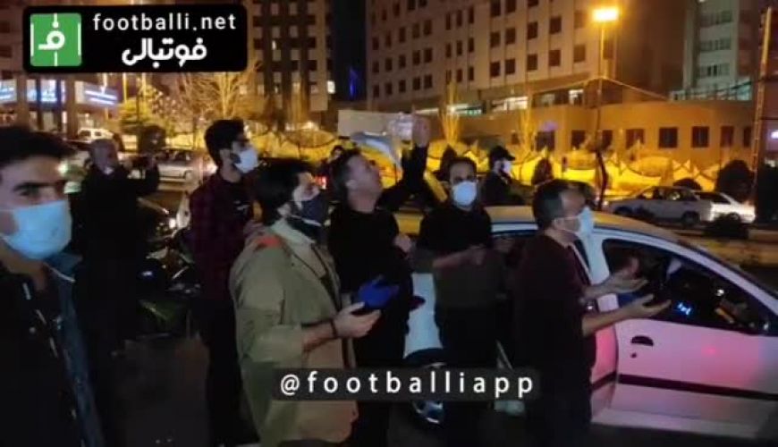 حضور علاقه مندان علی انصاریان ساعاتی قبل بیمارستان فرهیختگان 