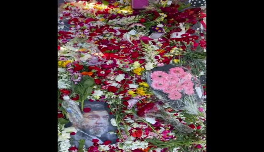 پست مهدی ماهانی از مزار مرحوم انصاریان در بهشت زهرا