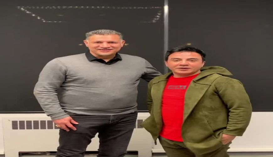 صحبت  مادر عموپورنگ با علی دایی به زبان ترکی بعد از گرفتن هدیه !