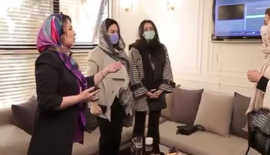 حضور بازیگران معروف در کلینیک زیبایی بازیگر زن