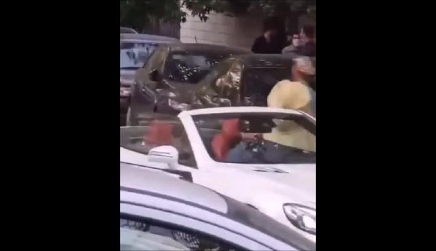 محمدرضا گلزار در بنز میلیاردی و گرانقیمت در شمال تهران