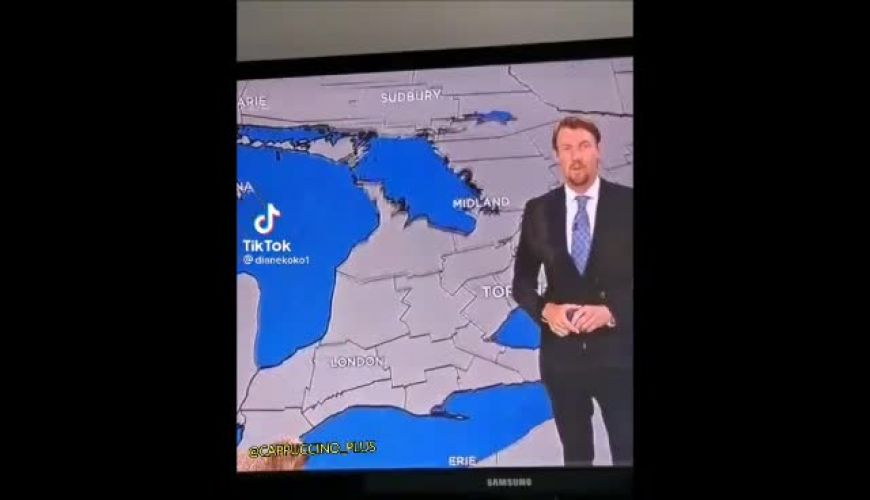 ویدیو پربازدید از مجری هواشناسی که از خانه در حال اجرای برنامه هواشناسی بود 